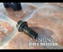 BULLONE Pompa FRENO YAMAHA  FZ6 vite forata