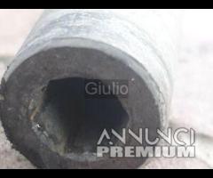 perno ruota anteriore PIAGGIO BEVERLY 400 2006 200