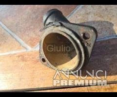 Flangia termostato refrigerante AJS VW GOLF III II