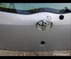 Portellone posteriore grigio chiaro Toyota yaris - 30