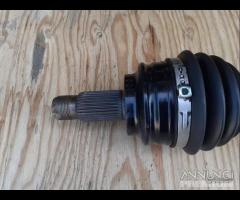 Semiasse lato guida bmw X3 E83 2.0 diesel 2007 - 13