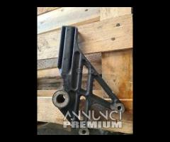 SUPPORTO PINZA FRENO POSTERIORE SUZUKI DR 650