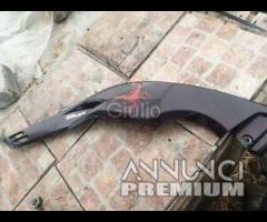 CARENA SINISTRA INFERIORE SELLA YAMAHA T-MAX 500 2