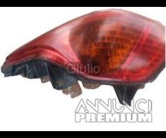 Stop fanale posteriore sinistro Honda Forza 250 20