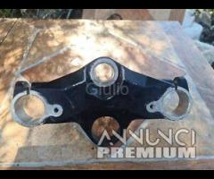 PIASTRA SUPERIORE FORCELLA YAMAHA YZF R 125 2008 2