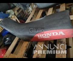 Sella XR 600 R rivestimento non originale