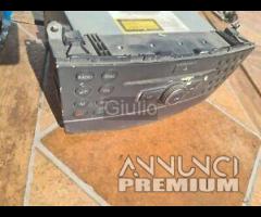 Mercedes Benz W204 Bj.08 Radio Autoradio CD A20487