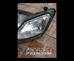 FARO ANTERIORE APRILIA RS 50 2006 - 2013 AP8224586