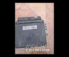 Centralina motore ECU 8200164240 Renault Clio Mk2