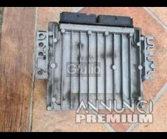 Centralina motore ECU 8200164240 Renault Clio Mk2