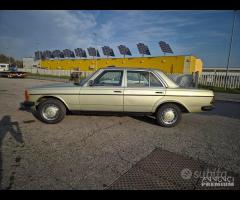 Mercedes W123 200 Berlina 1981 Conservata