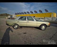 Mercedes W123 200 Berlina 1981 Conservata - 9