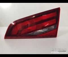 Fanalino portellone lato passeggero audi A3 2014