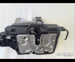 31440390 serratura anteriore destra Volvo V40 - 12