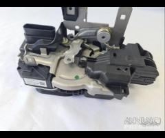 31440390 serratura anteriore destra Volvo V40 - 26