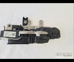 31440390 serratura anteriore destra Volvo V40 - 30