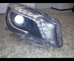 Faro - Fanale Xenon Per Mercedes CLA C117 2015