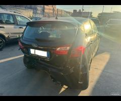 Ford Fiesta 1.1 sinistrato - 2019 - 6