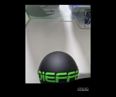 CASCO DEMIJET NERO CON SCRITTO DIEFFE VERDE