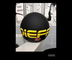 CASCO DEMIJET NERO OPACO CON SCRITTA DIEFFE GIALLA