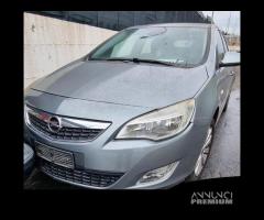 Ricambi Opel Astra J 2010 1.3 CDTI