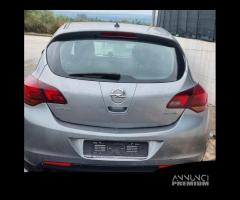 Ricambi Opel Astra J 2010 1.3 CDTI