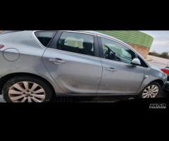 Ricambi Opel Astra J 2010 1.3 CDTI