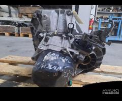 CAMBIO MANUALE COMPLETO NISSAN Qashqai 1Â° Serie J - 6