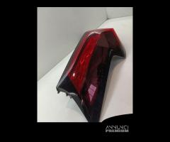 STOP FANALE POSTERIORE SINISTRO TOYOTA Aygo X Seri