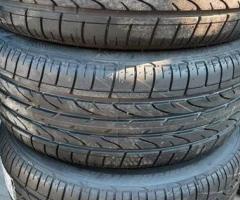 4 gomme usate 235 45 19 brigestone