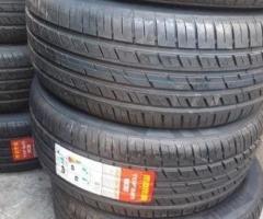 4 gomme nuove 255 50 19 momo