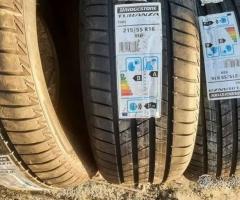 4 gomme nuove 215 55 16 brigestone