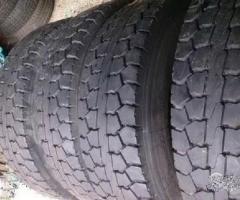 4 gomme pneumatici usati autocarro 225 75 17.5 pir