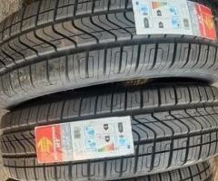 4 gomme nuove 225 70 16 momo