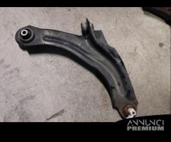 Bracc oscill ant. dx RENAULT CLIO 1461cc 2017