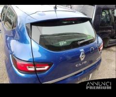 Portellone nudo RENAULT CLIO del 2017