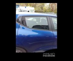 Porta posteriore dx RENAULT CLIO del 2017