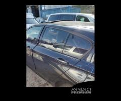 Porta posteriore sinistra BMW 120 del 2016