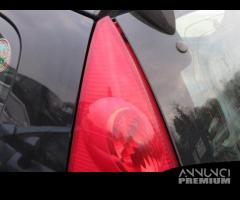 Fanale posteriore sinistro PEUGEOT 107 del 2006