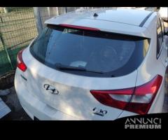 Portellone nudo HYUNDAI I30 del 2015