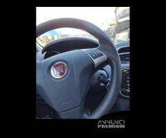 Volante FIAT GRANDE PUNTO del 2011