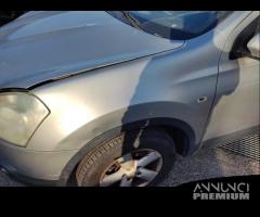 Parafango sinistro NISSAN QASHQAI del 2008