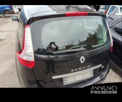 Portellone nudo RENAULT SCENIC del 2009