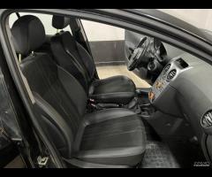 Opel Corsa 1.2 5 porte Edition 2013 - 11