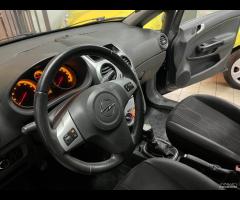 Opel Corsa 1.2 5 porte Edition 2013 - 12