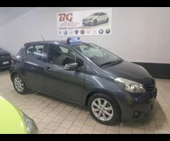 Toyota Yaris 1.0 ben unico prop 2013