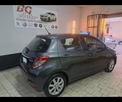 Toyota Yaris 1.0 ben unico prop 2013 - 6