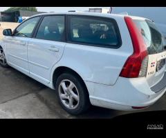 Disponibili ricambi usati per Volvo V50 Station Wa