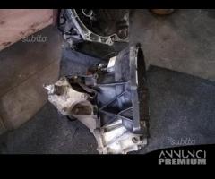 Cambio manuale Ford fiesta 1.4g 2004