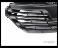 MASCHERINA ANTERIORE RENAULT Trafic Serie 62310867